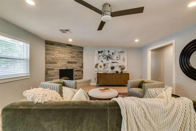 Photo 4 — 2405 NW 59th Street, Oklahoma City, OK 73112