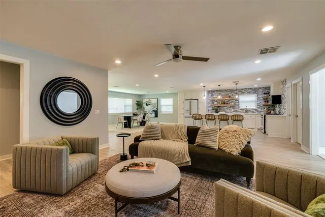Photo 6 — 2405 NW 59th Street, Oklahoma City, OK 73112