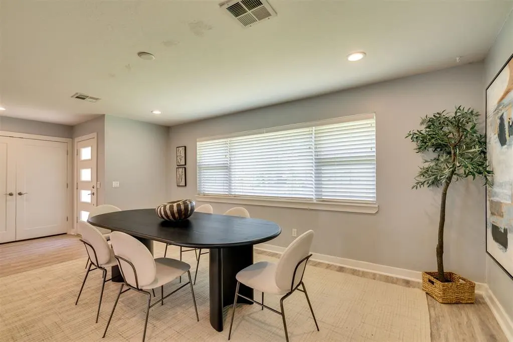 Photo 22 — 2405 NW 59th Street, Oklahoma City, OK 73112