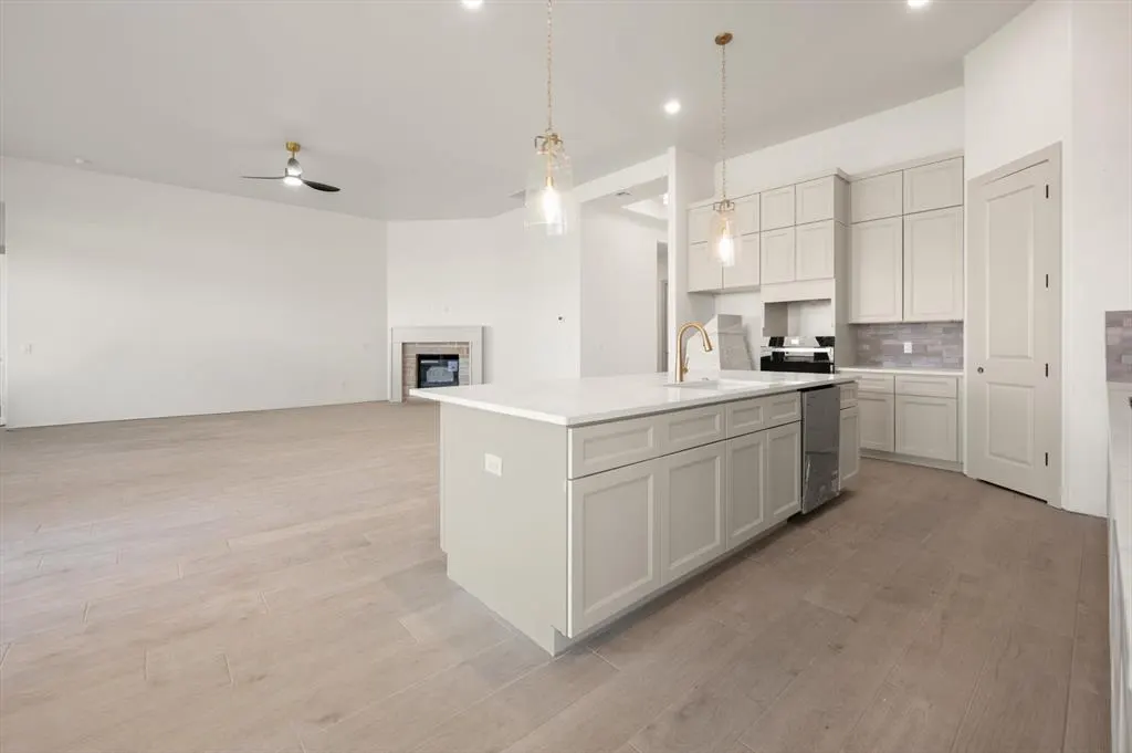 Photo 11 — 19324 S Country Drive, Edmond, OK 73012