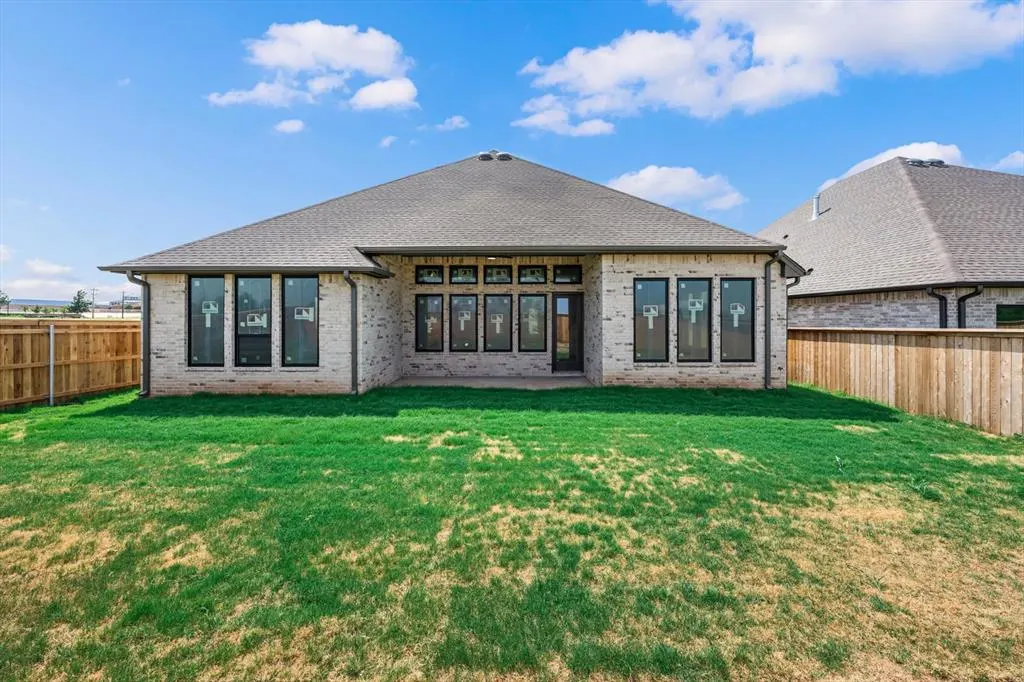 Photo 23 — 19324 S Country Drive, Edmond, OK 73012