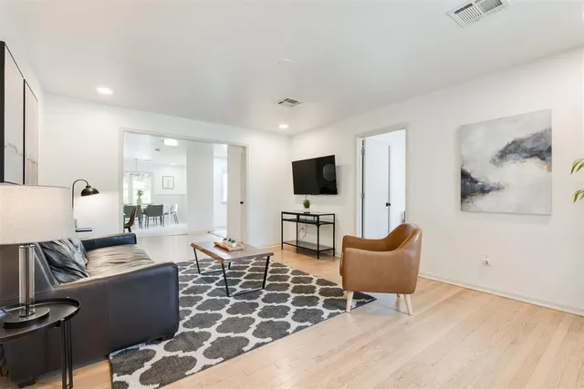 Photo 3 — 1908 Churchill Way, Oklahoma City, OK 73120