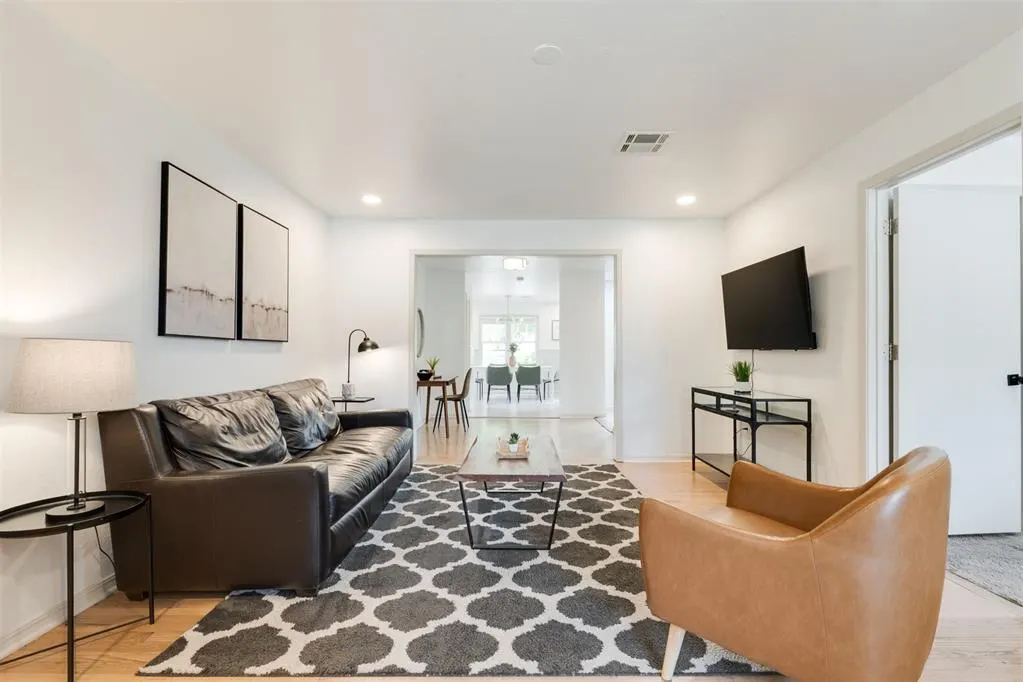 Photo 5 — 1908 Churchill Way, Oklahoma City, OK 73120