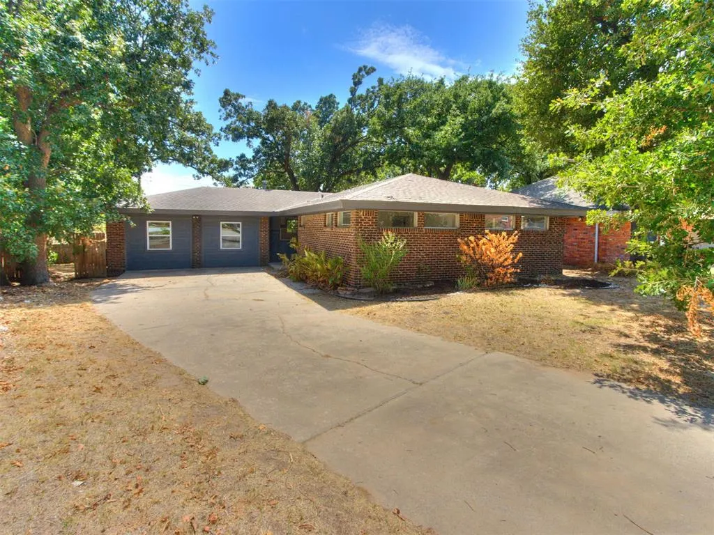 Photo 2 — 7004 NW 26th Street, Bethany, OK 73008