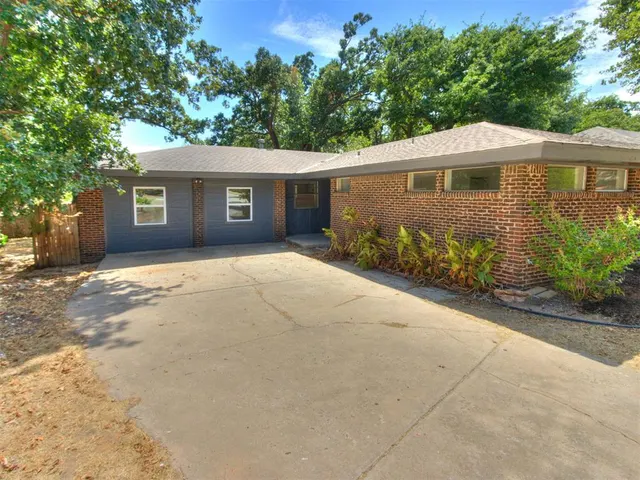 Photo 5 — 7004 NW 26th Street, Bethany, OK 73008