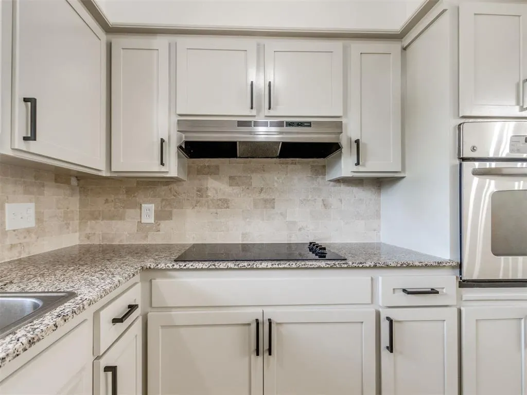 Photo 12 — 7004 NW 26th Street, Bethany, OK 73008