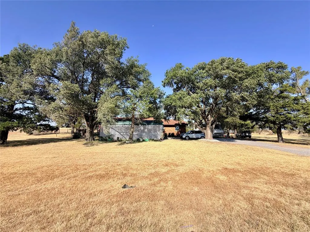 Photo 2 — 25727 Highway 8, Fairview, OK 73747