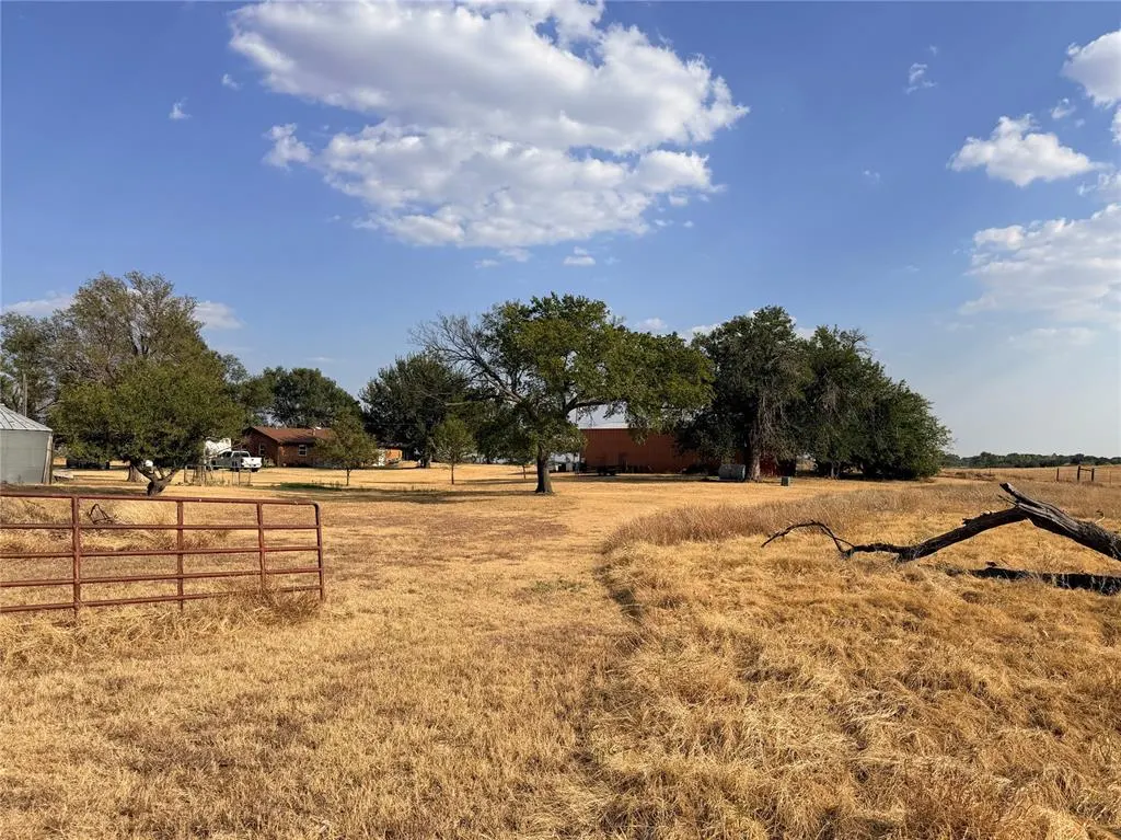 Photo 12 — 25727 Highway 8, Fairview, OK 73747
