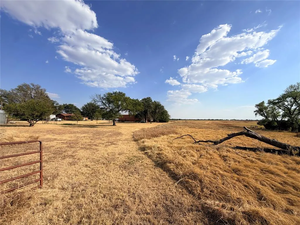 Photo 13 — 25727 Highway 8, Fairview, OK 73747
