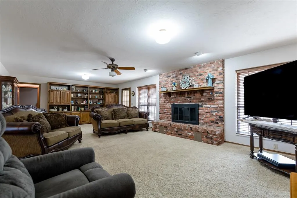 Photo 6 — 1509 N Temple Street, Cordell, OK 73632