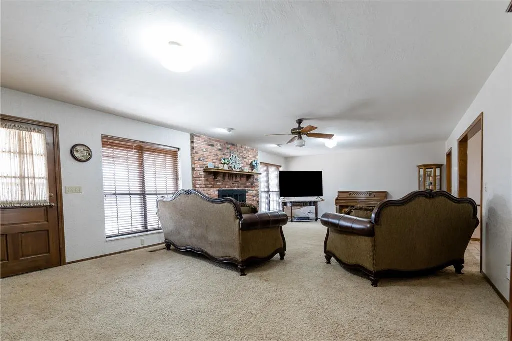 Photo 8 — 1509 N Temple Street, Cordell, OK 73632