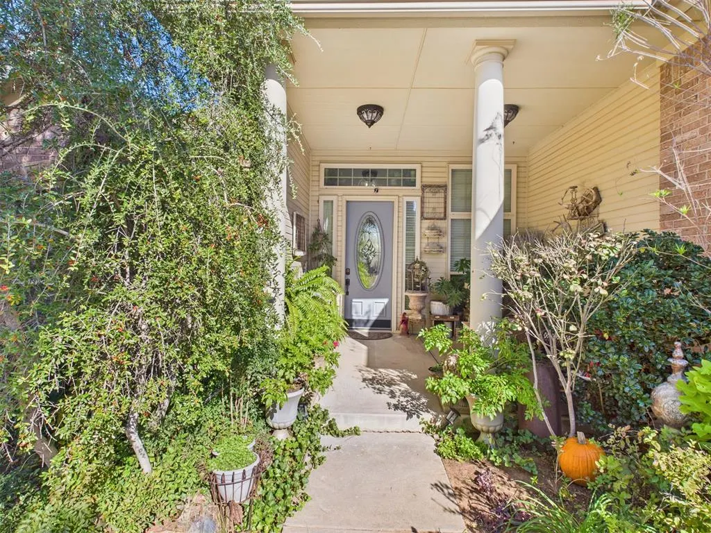 Photo 2 — 2421 NW 180th Street, Edmond, OK 73012