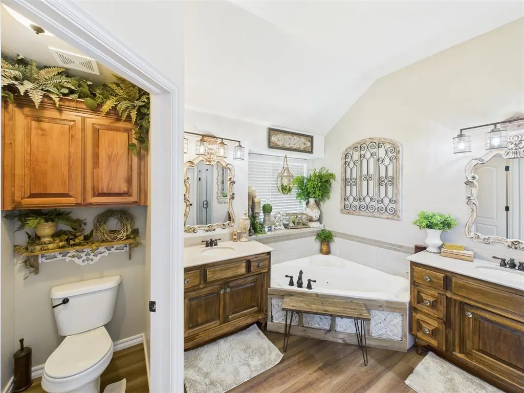 Photo 18 — 2421 NW 180th Street, Edmond, OK 73012