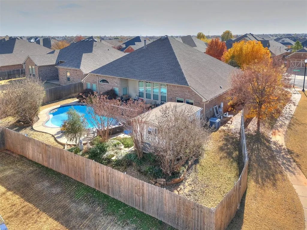 Photo 41 — 2421 NW 180th Street, Edmond, OK 73012