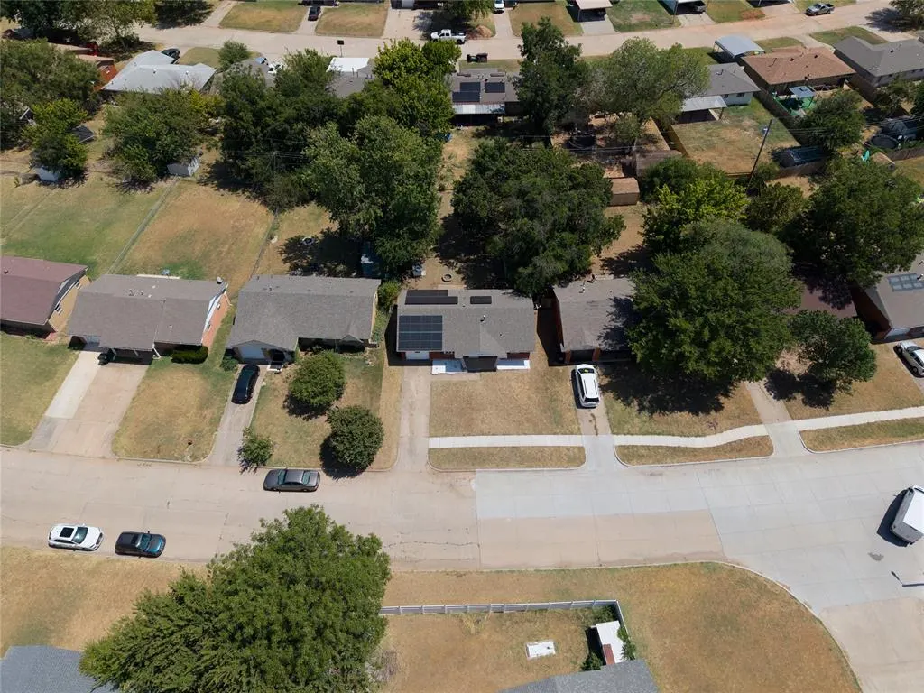 Front exterior — 748 N Markwell Avenue, Moore, OK 73160