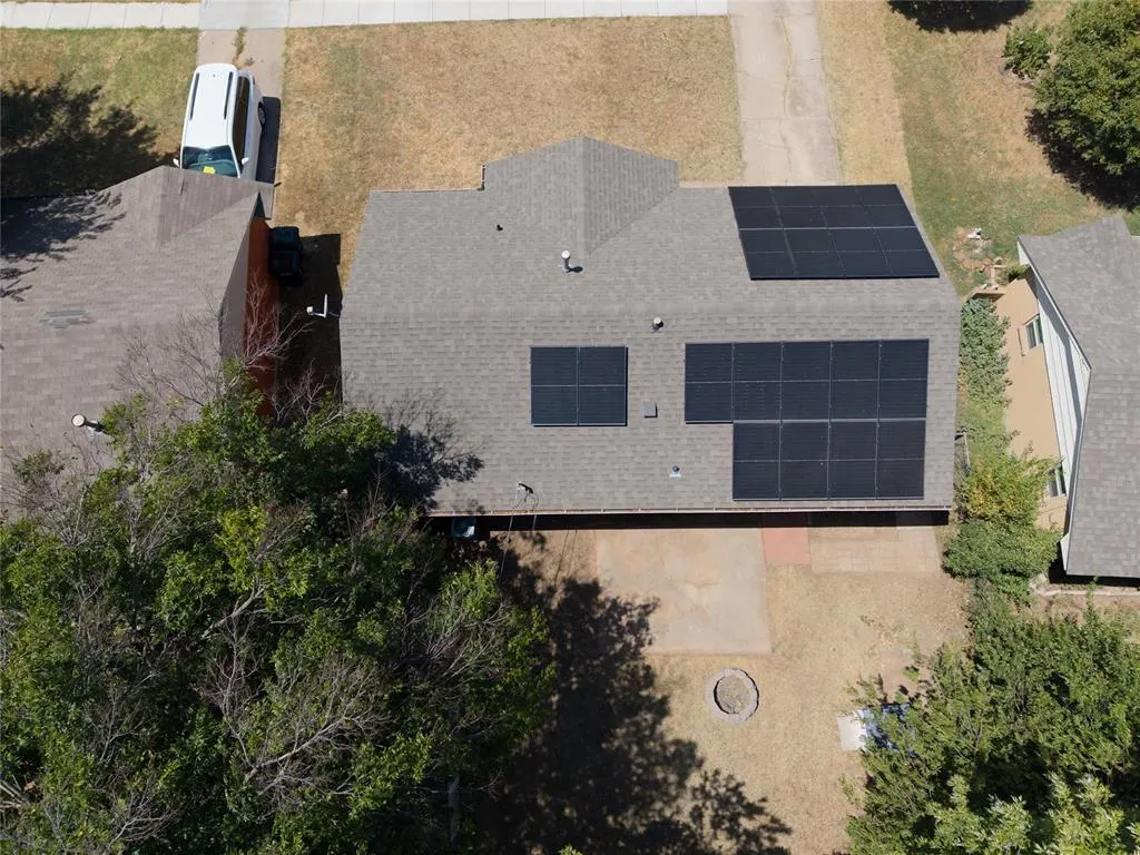 Photo 4 — 748 N Markwell Avenue, Moore, OK 73160