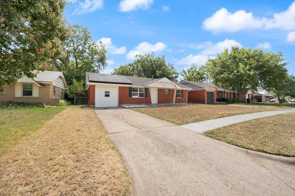 Photo 6 — 748 N Markwell Avenue, Moore, OK 73160