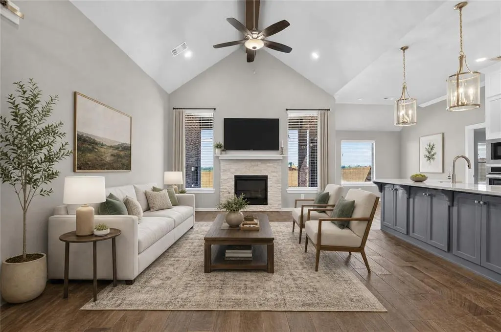 Photo 3 — 5412 Santa Lucia Drive, Mustang, OK 73064