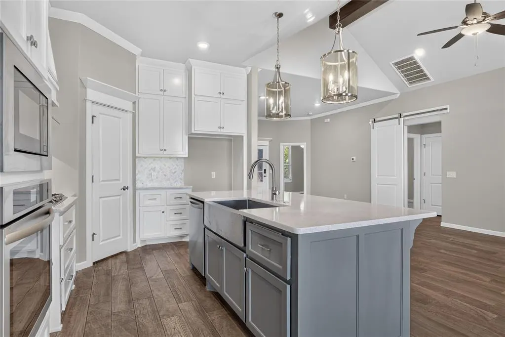 Photo 9 — 5412 Santa Lucia Drive, Mustang, OK 73064
