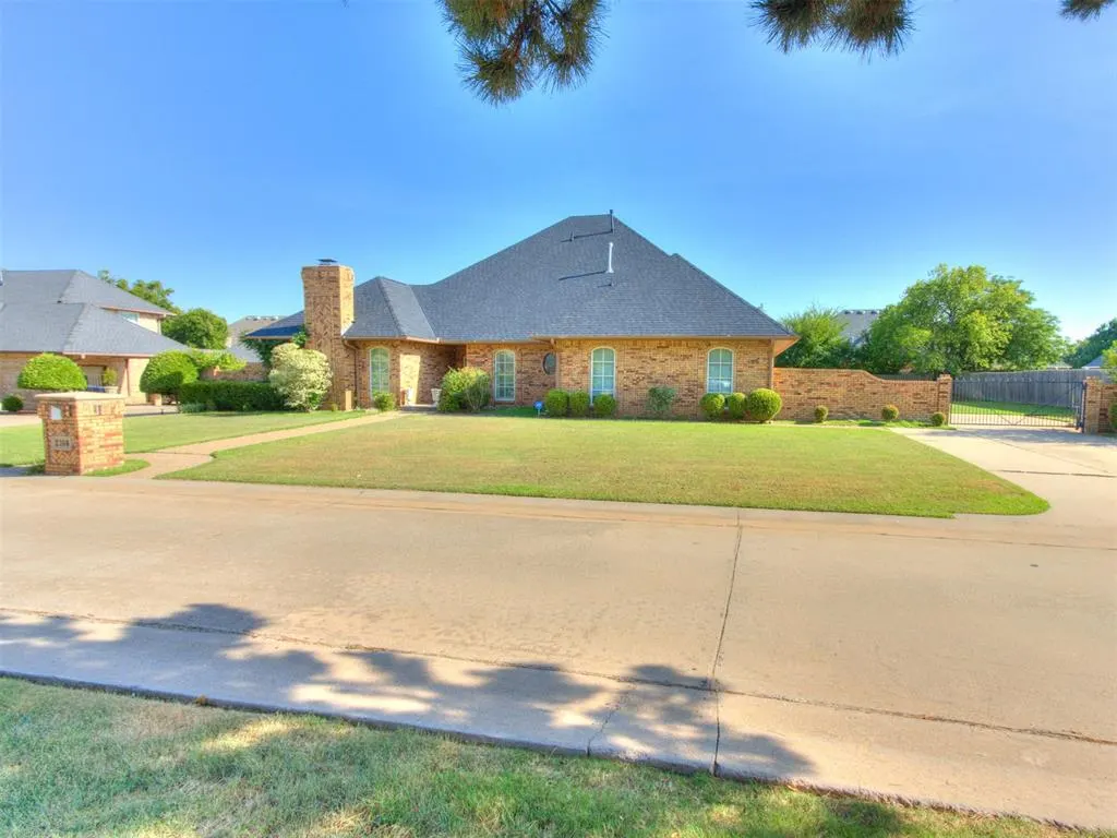 Photo 2 — 2108 Dansmere Avenue, Oklahoma City, OK 73170