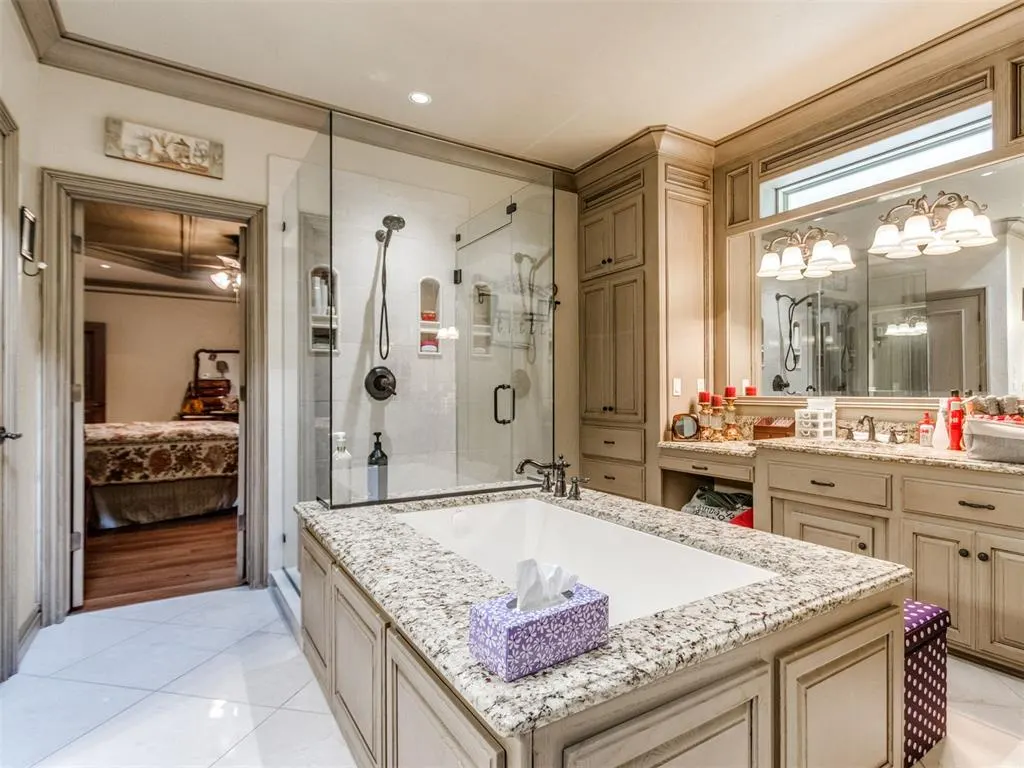 Photo 37 — 2108 Dansmere Avenue, Oklahoma City, OK 73170