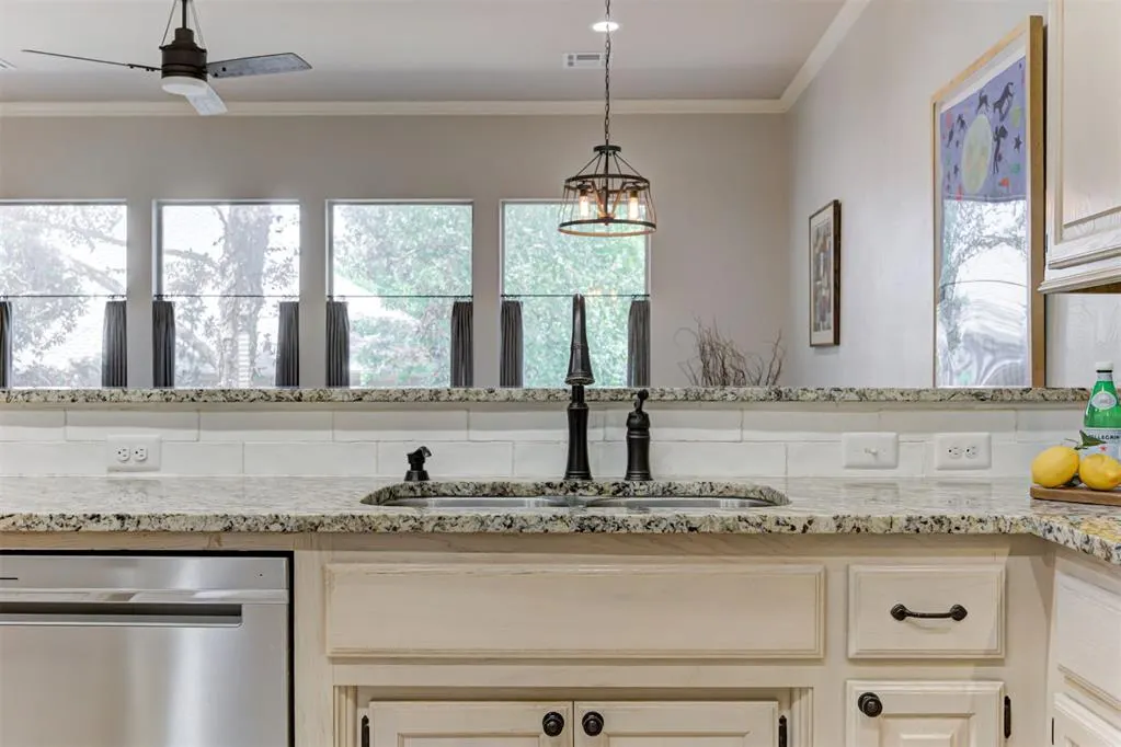 Photo 22 — 3821 Woodshadow Road, Edmond, OK 73003