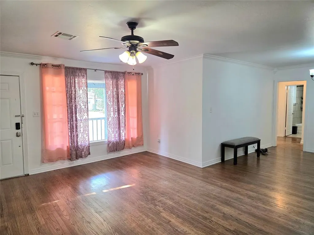 Photo 6 — 2453 NW 36th Terrace, Oklahoma City, OK 73112