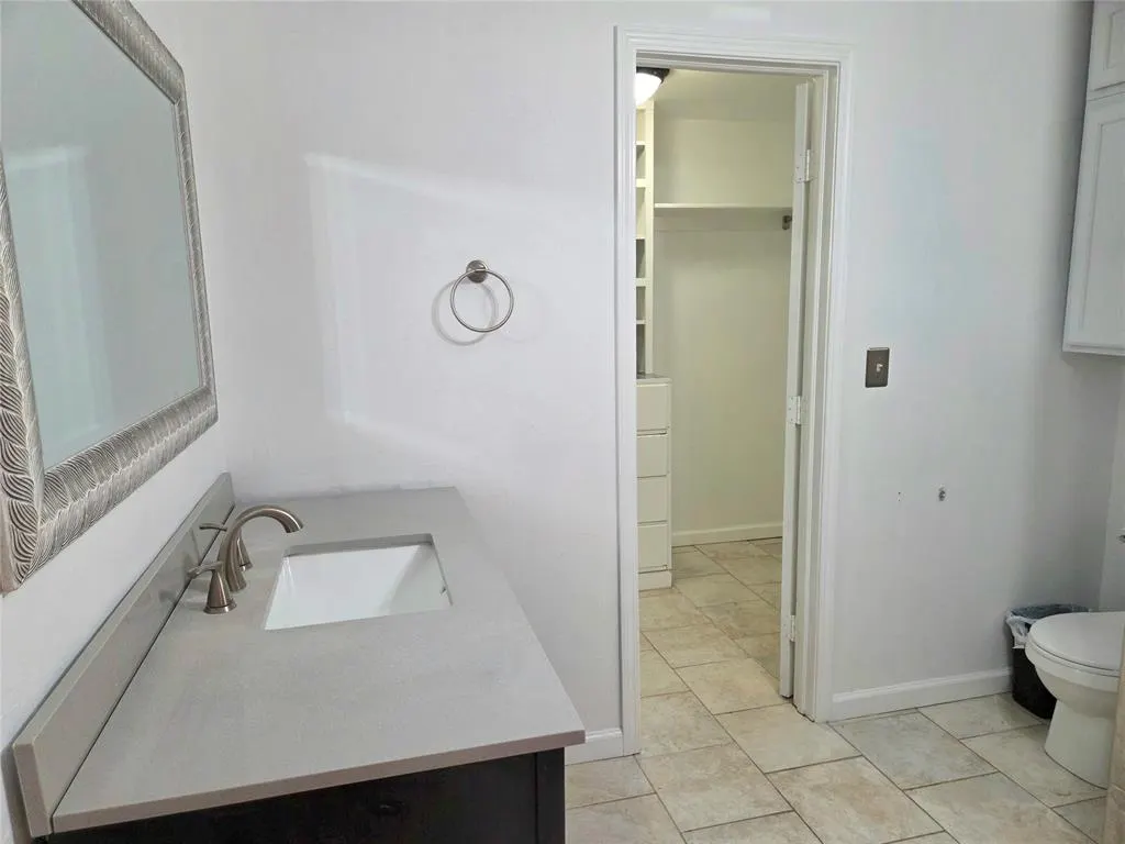 Photo 19 — 2453 NW 36th Terrace, Oklahoma City, OK 73112
