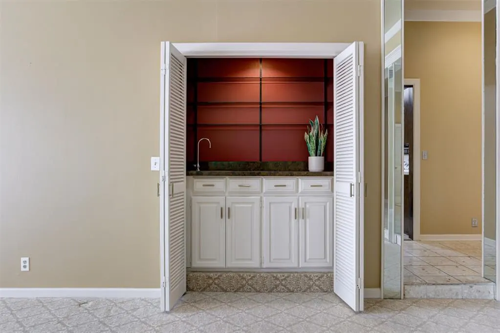 Photo 10 — 12500 Arrowhead Terrace, Oklahoma City, OK 73120