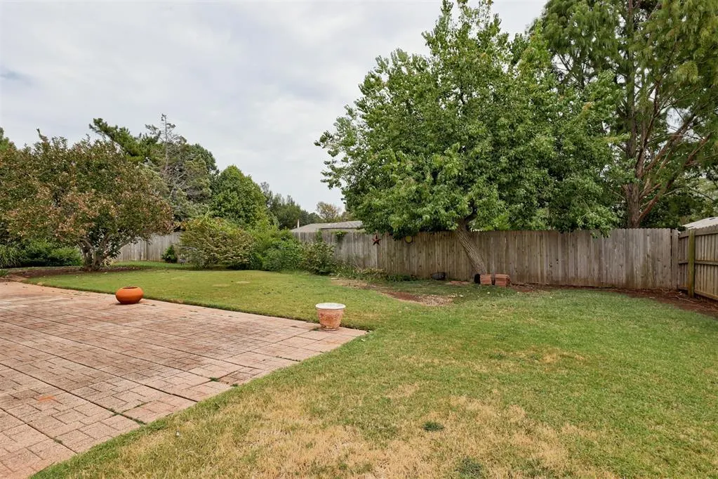 Photo 39 — 12500 Arrowhead Terrace, Oklahoma City, OK 73120