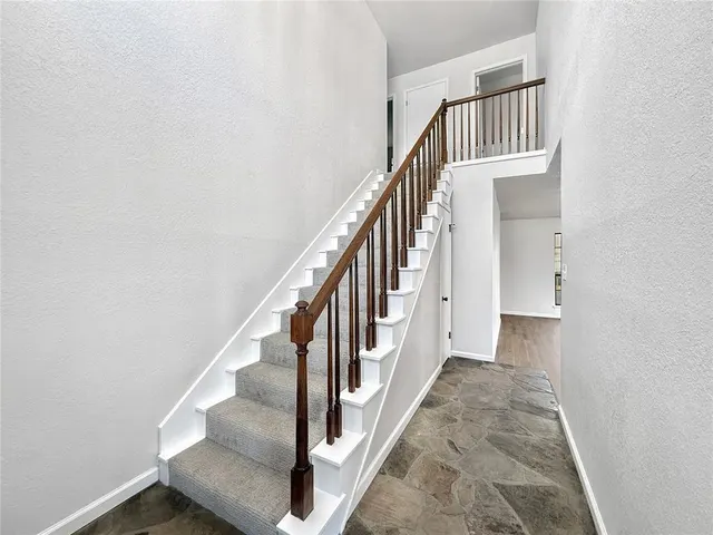 Photo 4 — 408 Willow Branch Road, Norman, OK 73072