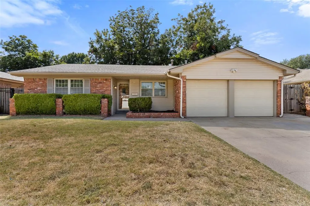 Front exterior — 1813 N Austin Avenue, Oklahoma City, OK 73127