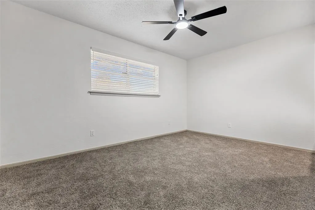 Photo 16 — 1813 N Austin Avenue, Oklahoma City, OK 73127