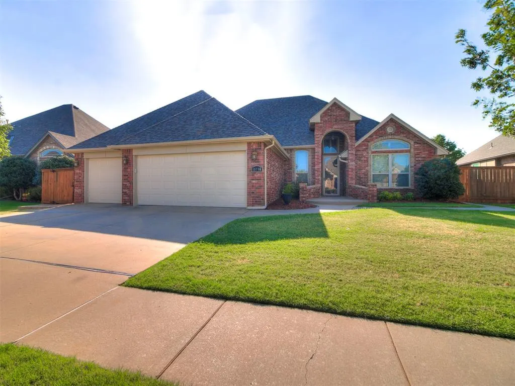 Front exterior — 15716 Hatterly Lane, Edmond, OK 73013