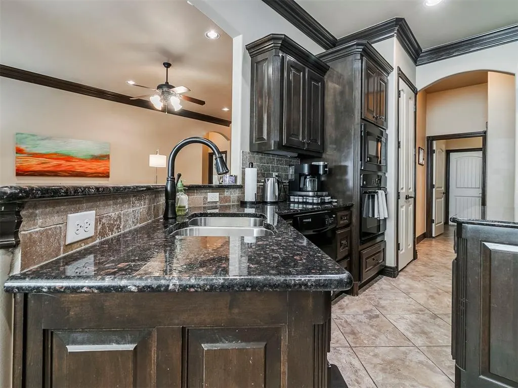 Photo 18 — 15716 Hatterly Lane, Edmond, OK 73013