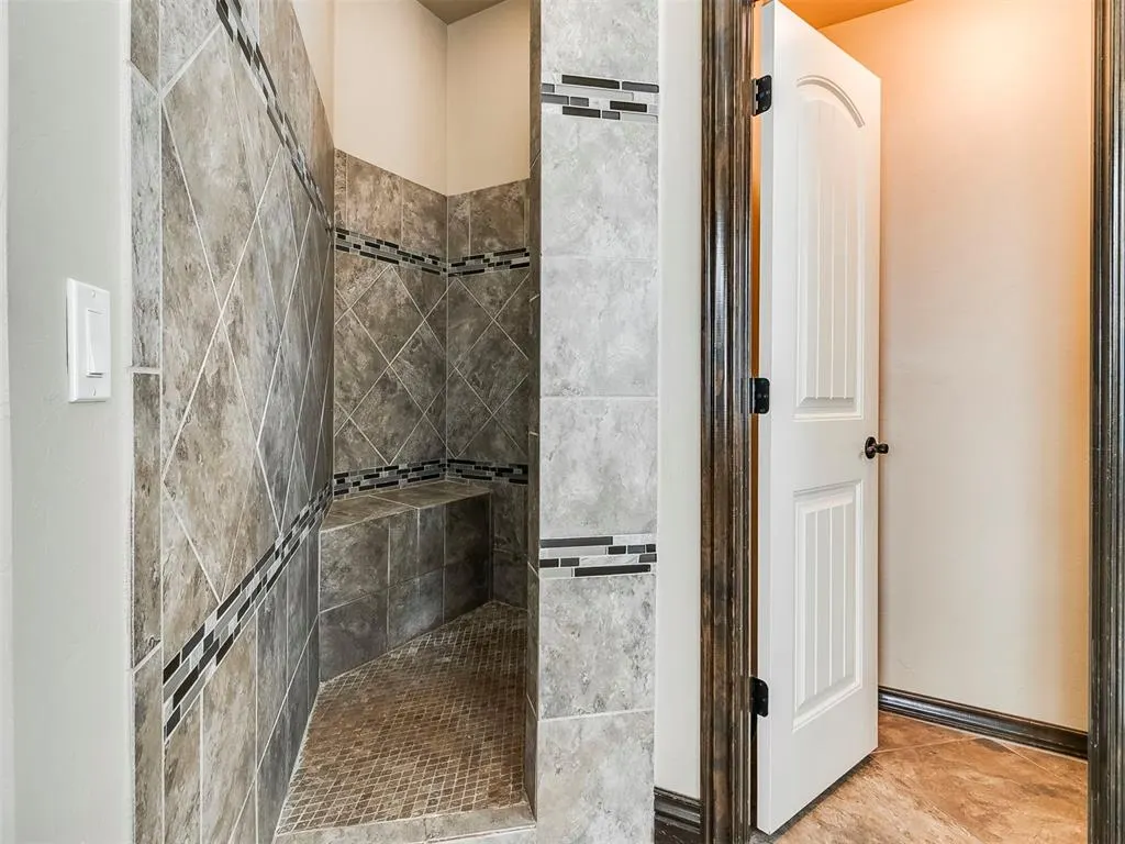 Photo 31 — 15716 Hatterly Lane, Edmond, OK 73013