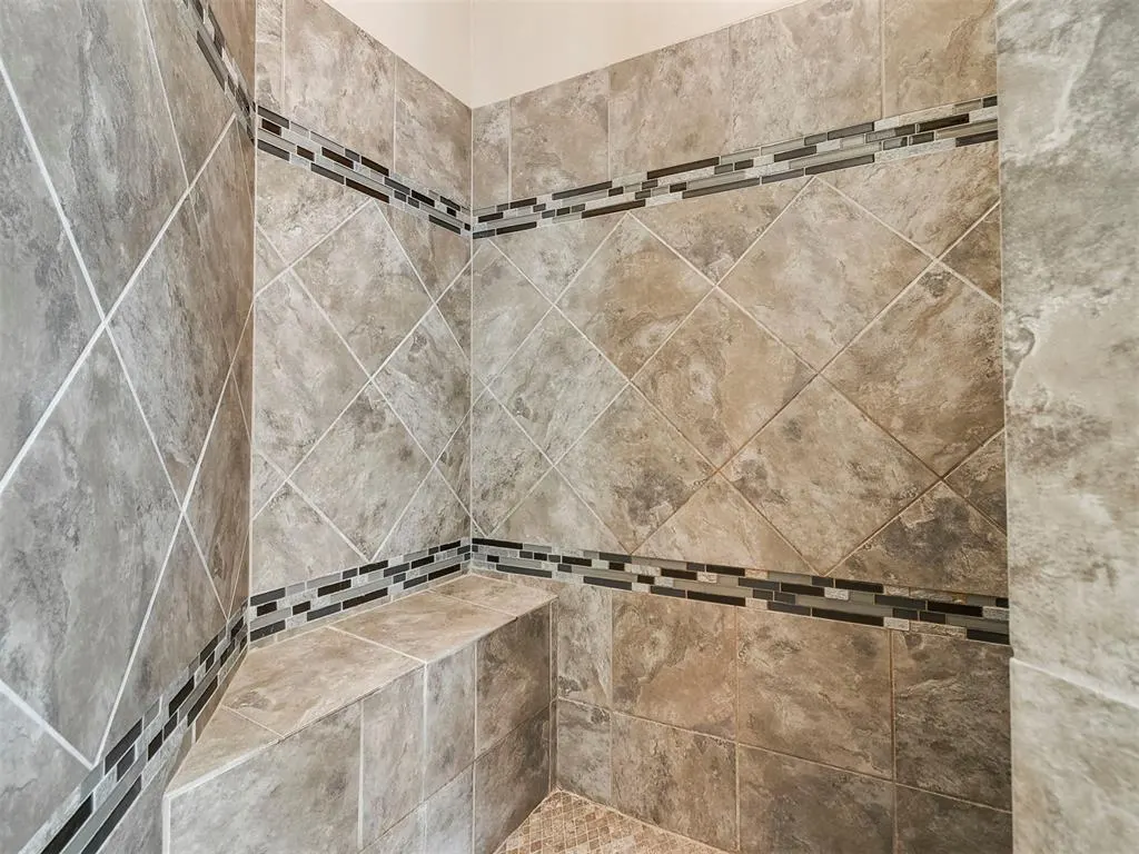 Photo 32 — 15716 Hatterly Lane, Edmond, OK 73013
