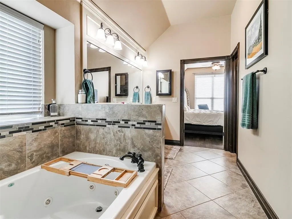 Photo 33 — 15716 Hatterly Lane, Edmond, OK 73013