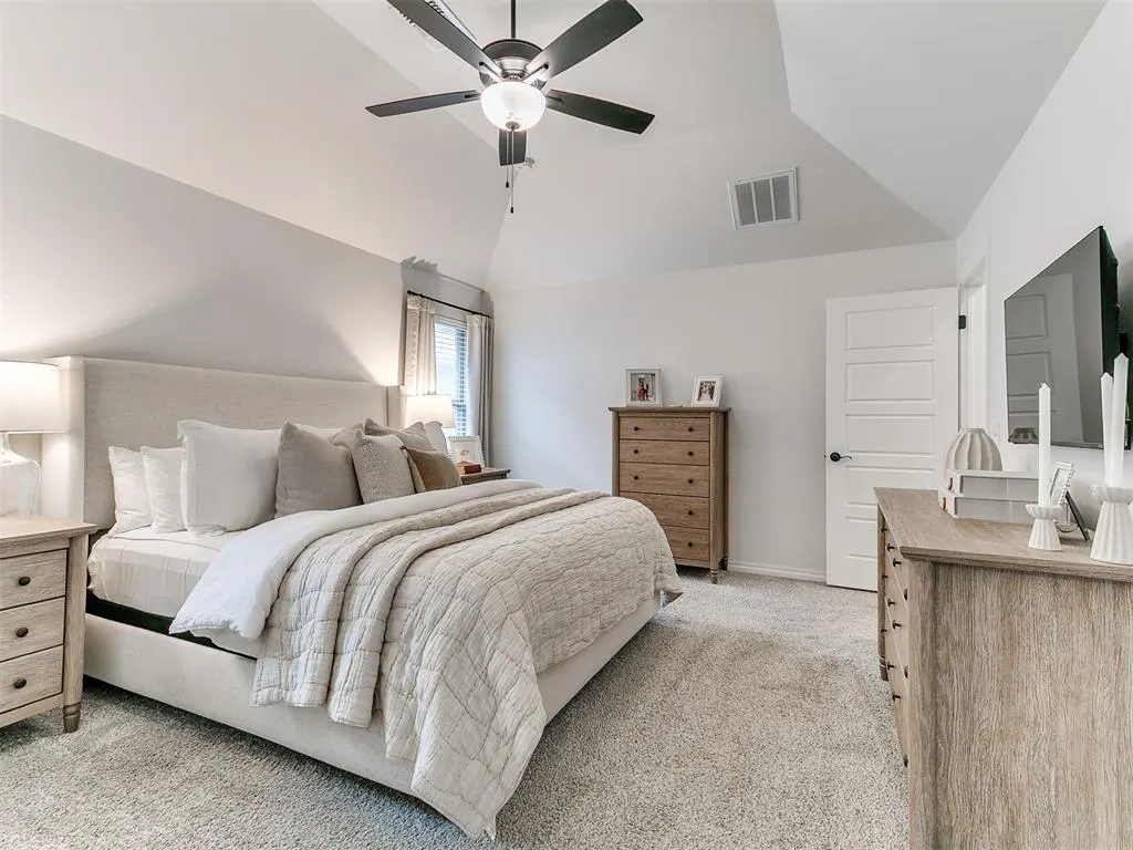 Photo 7 — 9205 NW 123rd Street, Yukon, OK 73099