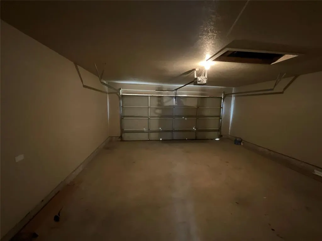 Photo 16 — 5517 Del Creek Road, Oklahoma City, OK 73117