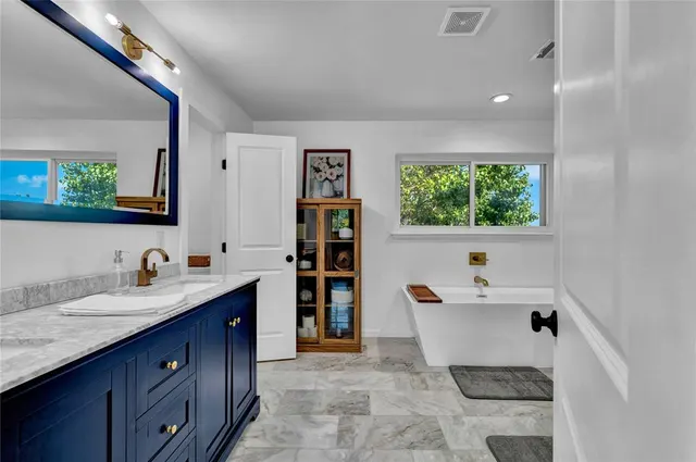 Photo 4 — 4813 Morris Lane, Oklahoma City, OK 73112