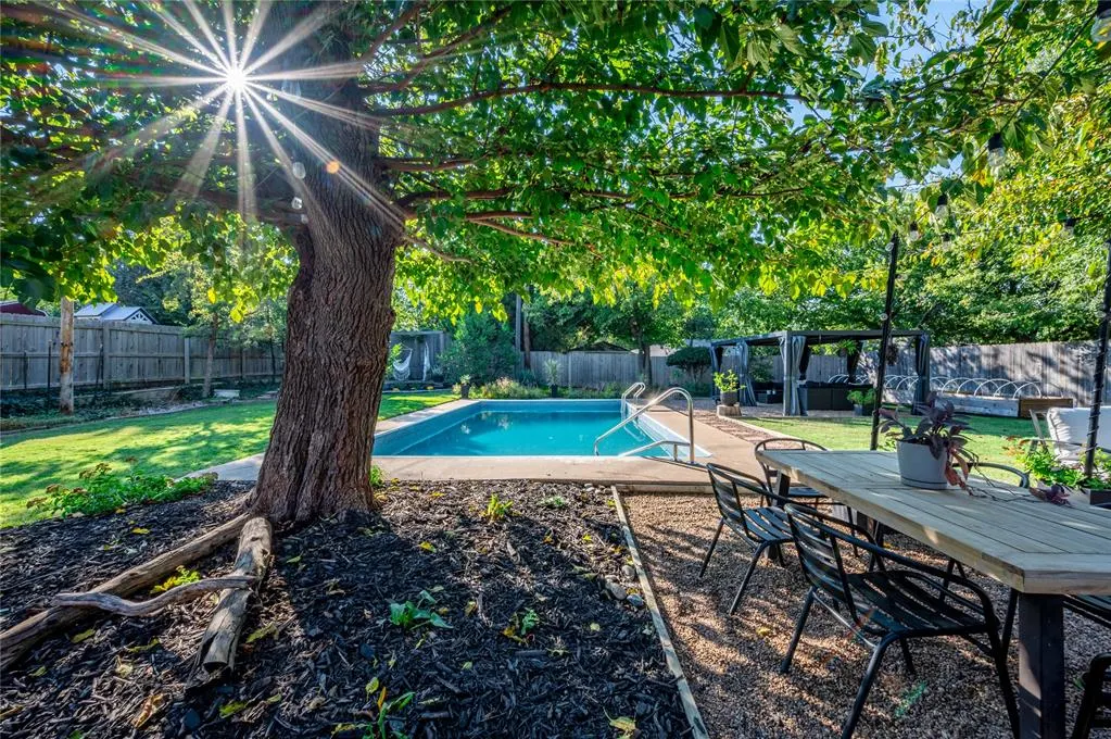 Photo 5 — 4813 Morris Lane, Oklahoma City, OK 73112