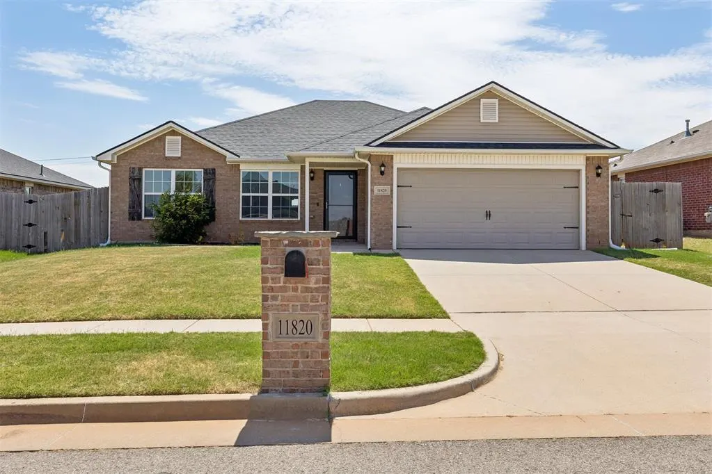 Front exterior — 11820 NW 130th Street, Piedmont, OK 73078