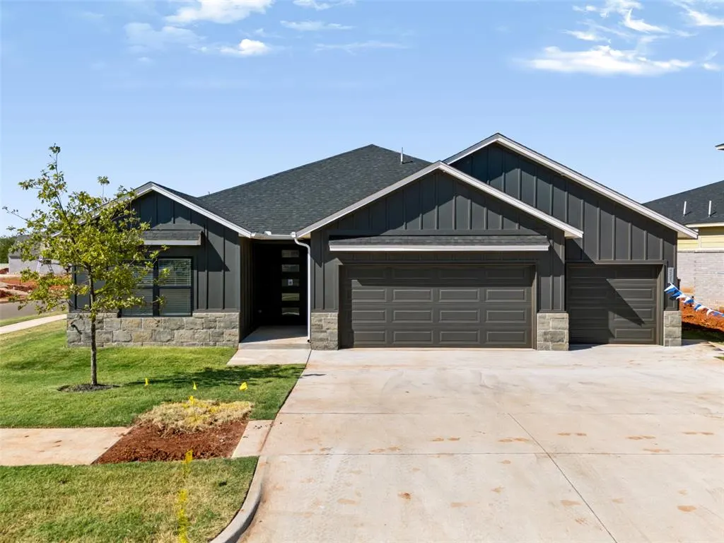 Front exterior — 4225 NW 180th Street, Edmond, OK 73012