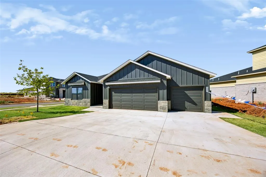Photo 48 — 4225 NW 180th Street, Edmond, OK 73012