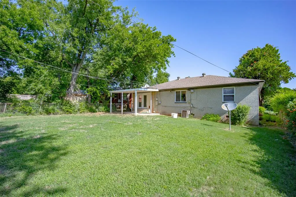 Photo 17 — 2804 NW 46th Street, Oklahoma City, OK 73112