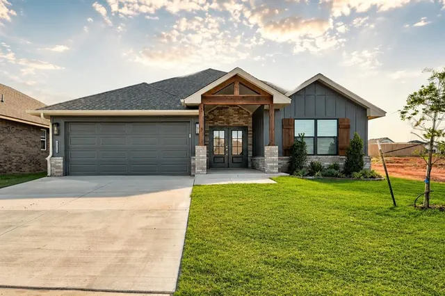 Photo 2 — 4308 Ranchwood Drive, Edmond, OK 73025