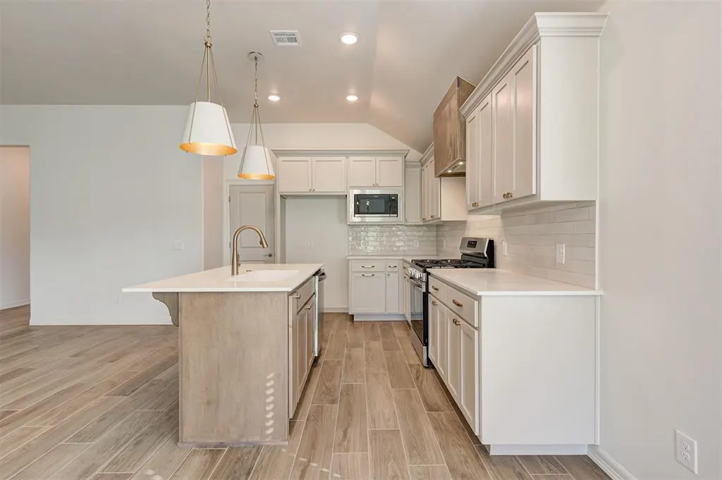 Photo 9 — 4308 Ranchwood Drive, Edmond, OK 73025