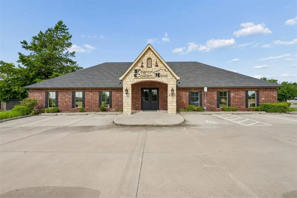 Front exterior — 2949 S Bryant Avenue, Edmond, OK 73013
