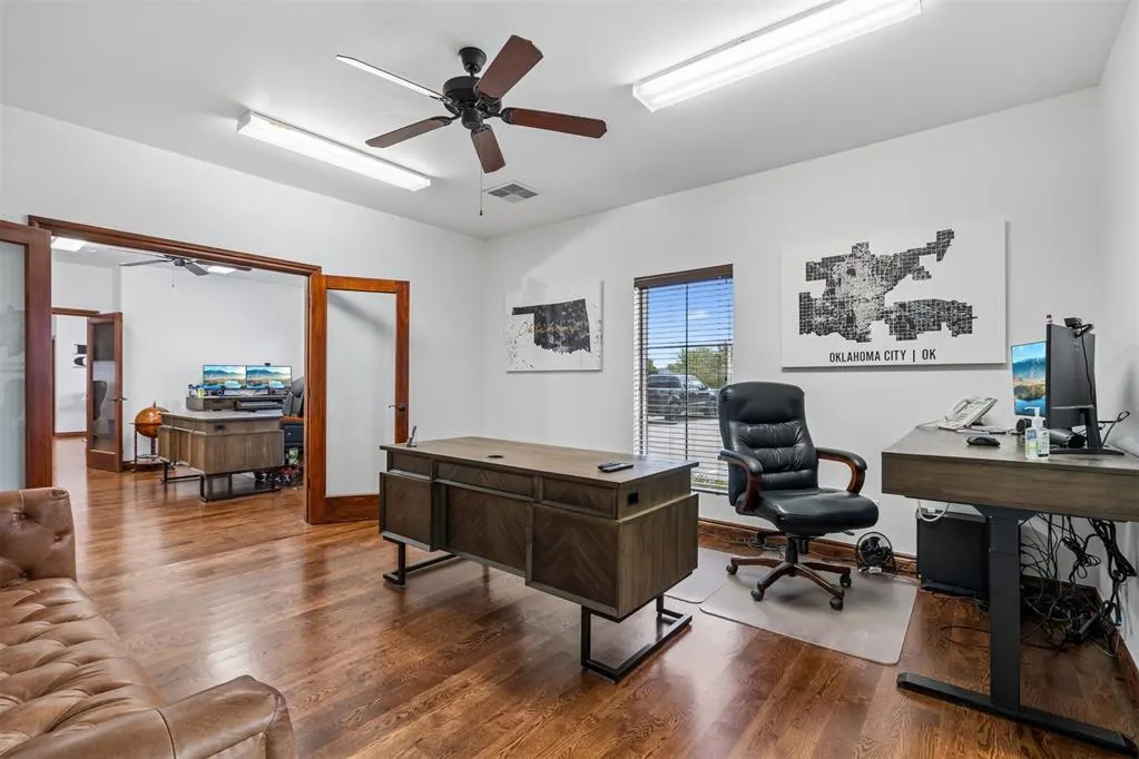 Photo 12 — 2949 S Bryant Avenue, Edmond, OK 73013
